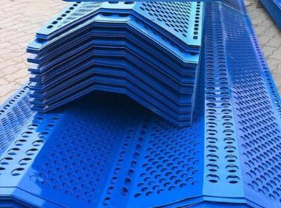 China Mesh Construction 1.0mm Windbreak Fence Panels Electrostatic Powder Spraying for sale