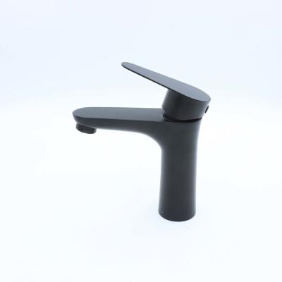 China Duplex Type Bathroom Vanity Faucet Bathroom Sink Mixer Taps 150mm*140mm for sale