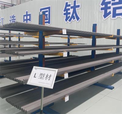China Alta resistência à corrosão Perfis de ângulo de titânio 6000 mm comprimento 12 mm espessura à venda