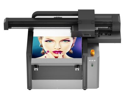 China Impressora de jato de tinta UV versátil Impressora de cama plana de grande formato à venda