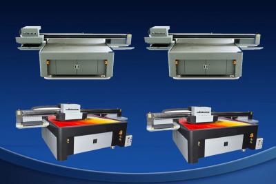 China Aufkleber-Wärmeübertragungsdrucker Band Flatbed UV Inkjet-Drucker zu verkaufen