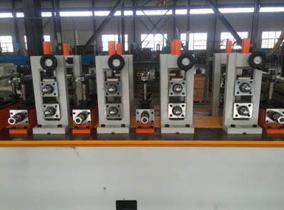 Chine Tuyau de moulin de tube d'acier doux de haute précision faisant la vitesse des machines 30-100m/Min à vendre