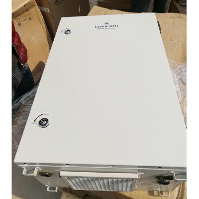 China Weatherproof Cold Rolled Steel Outdoor Telecom Cabinet 220V Corrosion Protection for sale