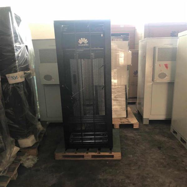 Quality 48V 400A 2 Meter Outdoor Network Rack Cabinet Energy Storage Cabinet 50/60Hz for sale