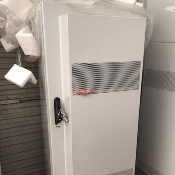 Quality Quakeproof Heat Insulation Outdoor Equipment Cabinet Vented MTS9304A-HA16KP for sale