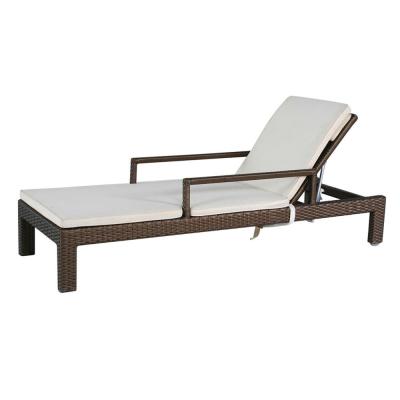 China Outdoor wicker swimming pool side furniture outdoor lounge chair rattan garden reclining chaise sun lounger Chair for sale