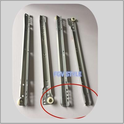 China Low Impaction Ball Bearing Drawer Runners , Dresser Drawer Slides Undermount For Cabinet Furniture Fitting for sale