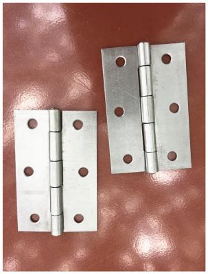 中国 ISO9001頑丈な金属のドア ヒンジのつや出しされていない処置によってカスタマイズされるサイズ色 販売のため