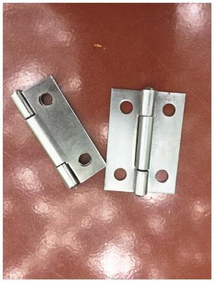 China Small Sized Cupboard Heavy Duty Metal Hinges Exterior Door Hinges Anti Rust Oil for sale