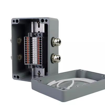 China 3 Ways Waterproof Aluminum Distribution Junction Box with PT2.5 Din Rail Terminal Blocks 120*120*82mm for sale
