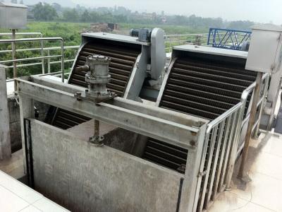 China Tela de barra das águas residuais da indústria de líquido de limpeza dentado da lama da grade da circulação à venda