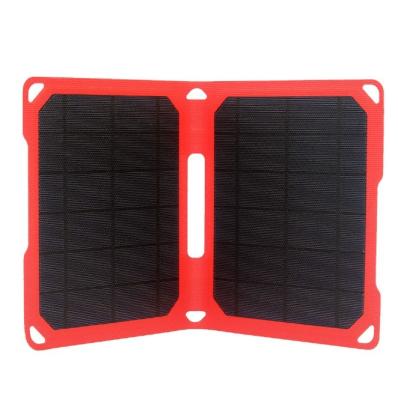 China Lightweight 14W Solar Powered Smartphone Charger For Outdoor Camping for sale