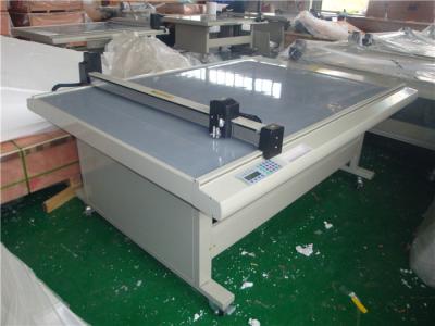 China Digital Preprint Flatbed Digital Cutting Machine Laser Position Low Maintenance Cost for sale