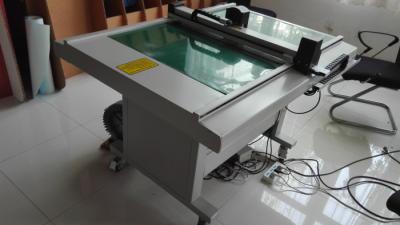 China Electronic Digital Die Cutting Machines , Adhesive Paper Flatbed Cutting Machine for sale