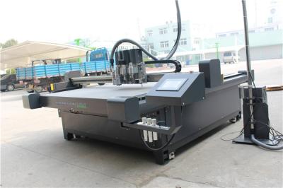 China Máquina de corte do papel ondulado da precisão, máquina do cortador de pano da propaganda à venda