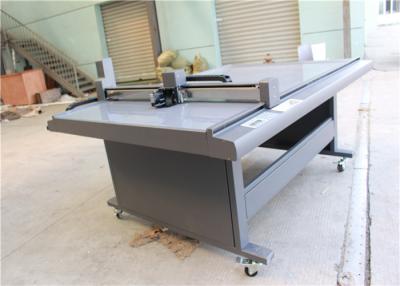 China Inkjet Cutting Plotter Cloth Sample Cutting Machine For Costume Pattern Cutting for sale