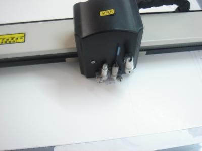 China Máquina de corte da amostra de pano do motor de etapa compatível com o plotador do cortador do traje do CAD à venda