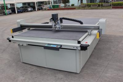China Máquina de corte da gaxeta do CNC do controlo automático com as duas ferramentas permutáveis à venda