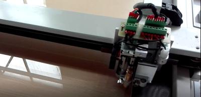 China Máquina de corte acrílica econômica da folha para o painel do guia claro de caixa leve do diodo emissor de luz à venda