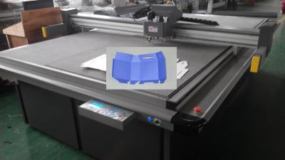 China Fácil instale el área de corte eficaz de la máquina de la fabricación de cajas de los PP 1700*1300m m en venta