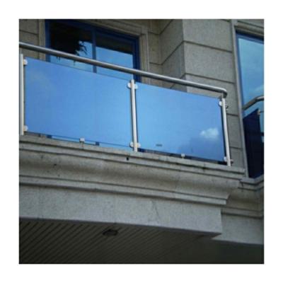 中国 EN 12150 glass fencing galvanised steel balcony railings vice balustrade 販売のため