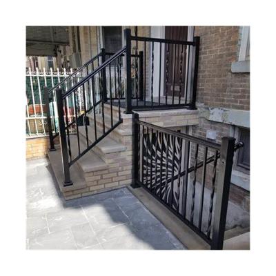 China Balcony Safety Aluminum Deck Railing Modern Porch Fence Balustrade for sale