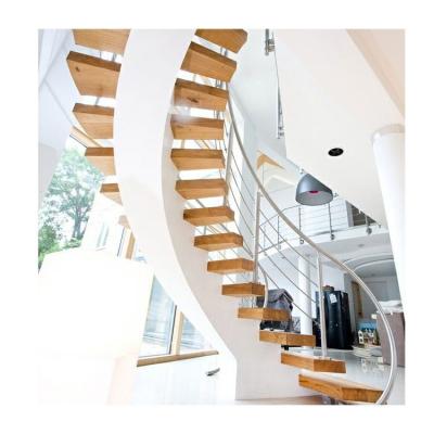中国 Tread Curved Wooden Staircase At Bottom Customized Modern Arc Stair 販売のため