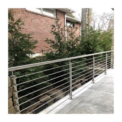 China Canada style rod iron fence cost per foot cattle fence panels deck railing for sale