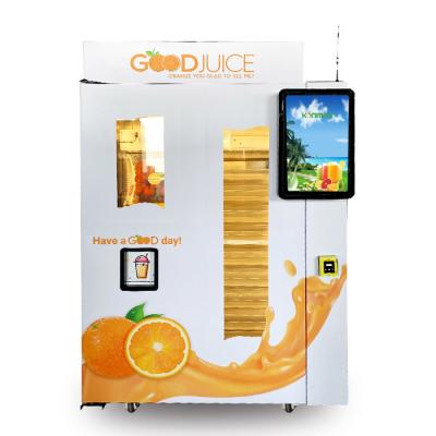 China LED Display Screen Mobile Phone Charging Juice Vending Machine With Automatic Cup Lid for sale