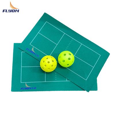China Customizable Weather Resistant Pickleball Court Mat For 44*20ft Or 60*30ft Court Size à venda