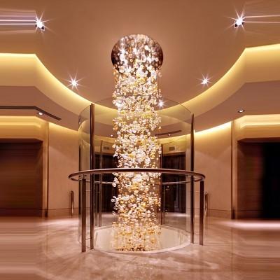 Cina Grandi candelieri del candeliere di vetro lungo su ordinazione della bolla per i soffitti alti in vendita