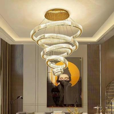 China Moderne große Kronleuchter mit goldenem Finish, mehrere Kristallring-Pendelleuchten zu verkaufen