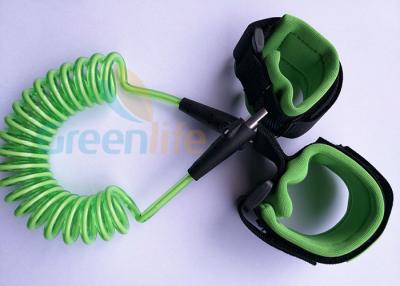 China Retractable Plastic Spring Baby Wrist Link With Straps Green 1.5M Stretched Length for sale