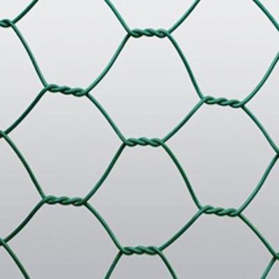 China Rolos de malha de fio hexagonal triplo-torcido de plástico revestido de preto
