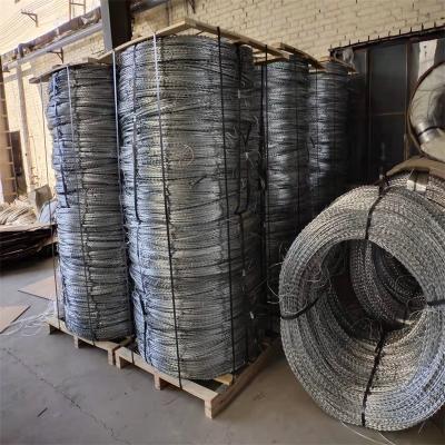 China Bto-22 Cbt-60 Cbt-65 Concertina Coil Draht Galvanisierter PVC beschichteter Edelstahl zu verkaufen