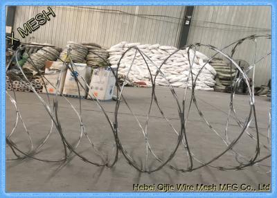 China Galvanized Barbed Bto 10 Concertina Razor Wire Coil for sale