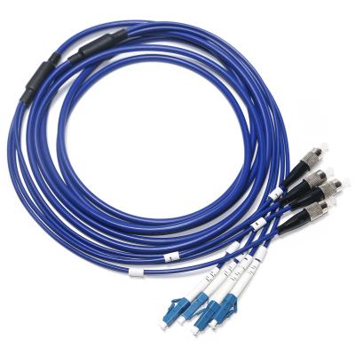 China Cordón de remiendo de fibra óptica Modo multinúcleo OM4/OM5 4/4 SC LC para vigilancia WLAN LAN en venta