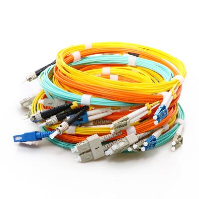 China Factory Supply FTTH patchcord UPC APC fiber optical patch cord with SC/FC/LC/ST/MTRJ/MU/DIN Connector for sale