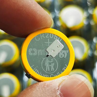 Chine Basses pièce de monnaie de batterie au lithium du taux CR2050 de décharge spontanée/cellule de bouton pour des jouets à vendre