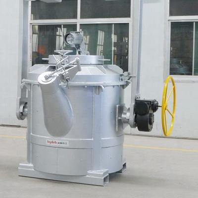 China La cucharón de aluminio fundida de larga distancia de la transferencia recicló el equipo de aluminio en venta