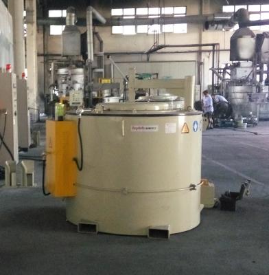 China Industrial Ovens And Aluminum Crucible Furnace Grey 1200KG For HPD 45 Deg for sale