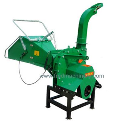 China Tractor Mechanical Wood Chipper With 8 Inches Chipping Cutter Capacity for sale