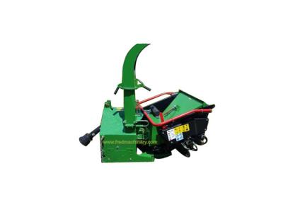 China PTO Shaft 3pt Hitch Wood Chipper With 20L Hydraulic Tank High Performance for sale
