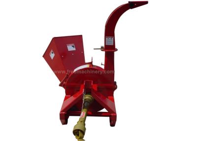 China Shear Bolt PTO Shaft 3 Point Wood Chipper With 360 Degrees Discharge Chute for sale