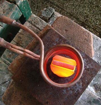 中国 圧縮機部品のための電気誘導溶接の銅のろう付け機械 販売のため