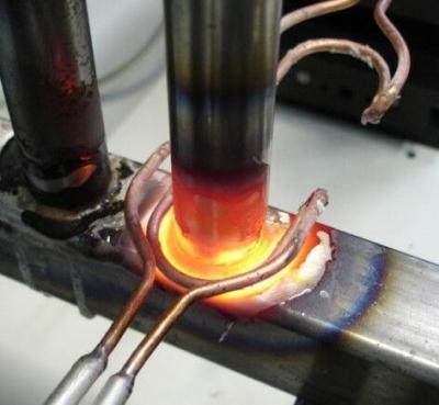 China El soldar de cobre amarillo de cobre de la soldadura de la máquina de la inducción eléctrica del tubo que suelda en venta