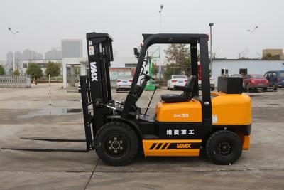 China Manual Transmission Diesel Powered Forklift 3.5 Ton Max Lifting Height 6000mm for sale