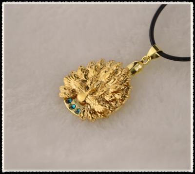 China 24K Gold Plated Jewelry Peacock 99.9% Gold Foil Pendant As Teachers Day Gift for sale