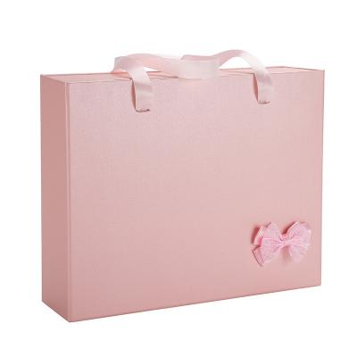 China Foldable CMYK Pink Flat Pack Gift Boxes , W9 Strengthen Magnetic Closure Gift Box for sale