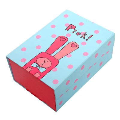 China 80gsm - 250gsm Foldable Paper Box Magnet Closure For Packaging for sale